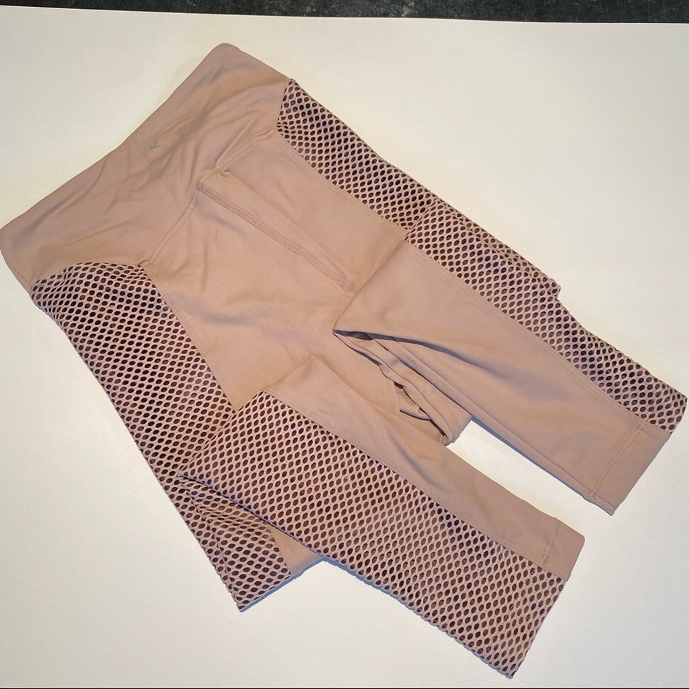 Koral beige leggings size S; inseam 20"